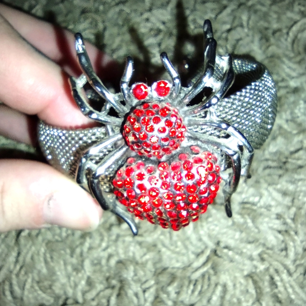 Spider bracelet
